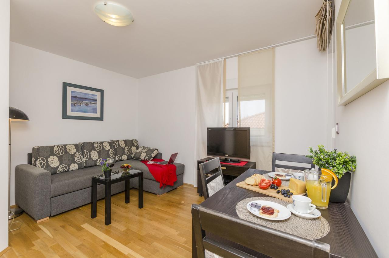 Apartments Maja Donji Okrug  Ngoại thất bức ảnh