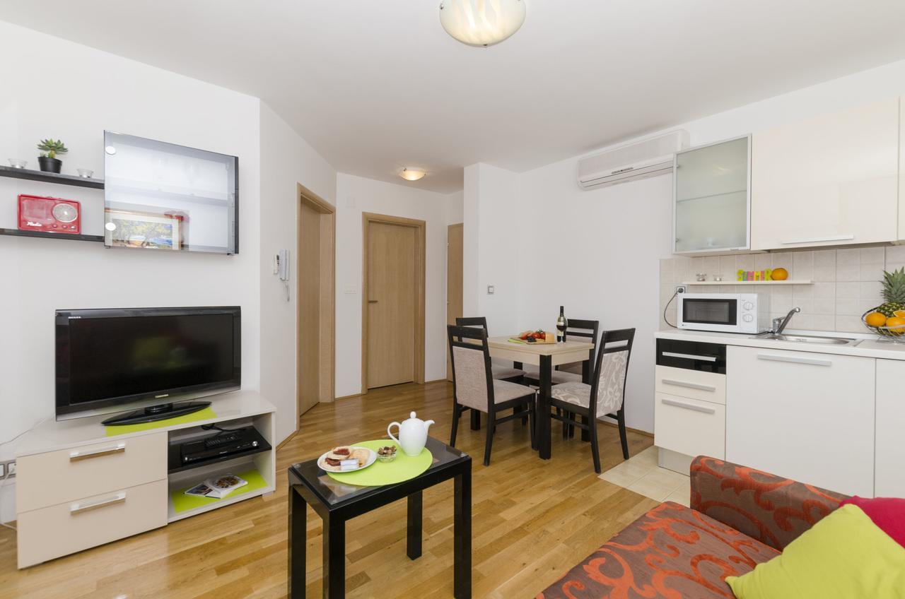 Apartments Maja Donji Okrug  Ngoại thất bức ảnh