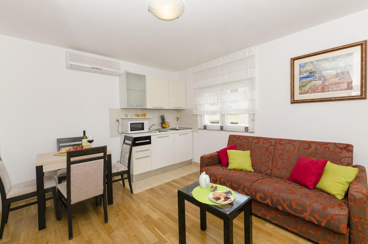 Apartments Maja Donji Okrug  Ngoại thất bức ảnh